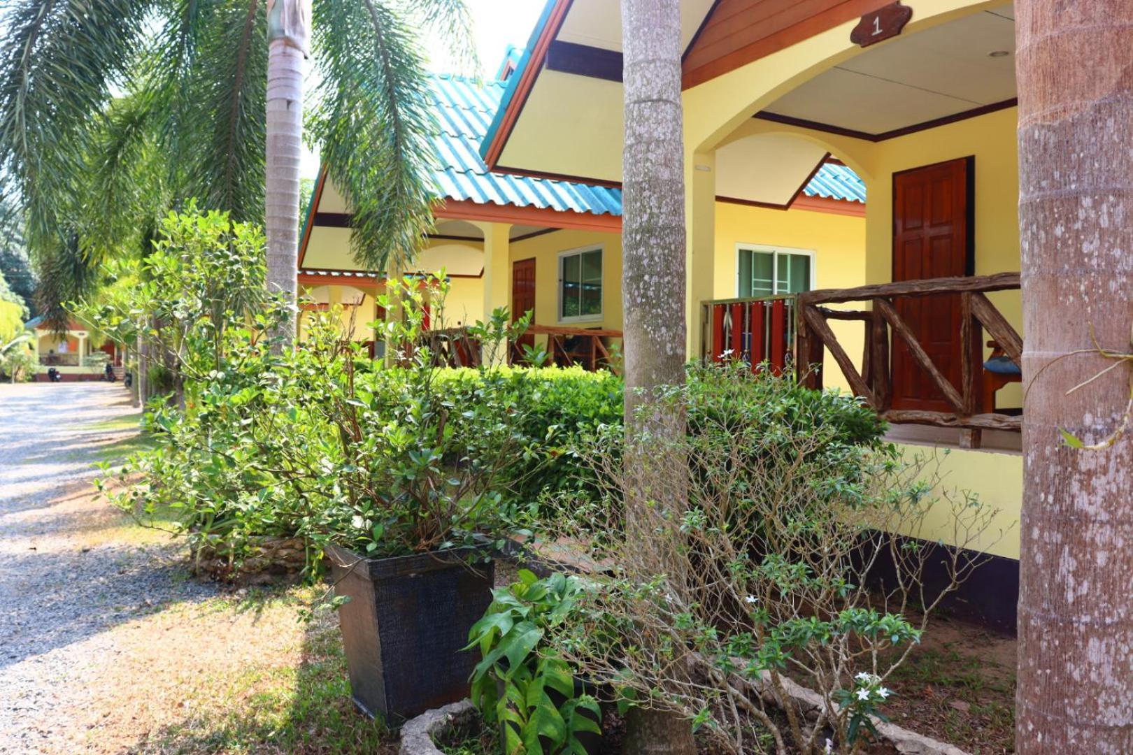 Baanrimklong Bungalow Ко Чанг Екстериор снимка